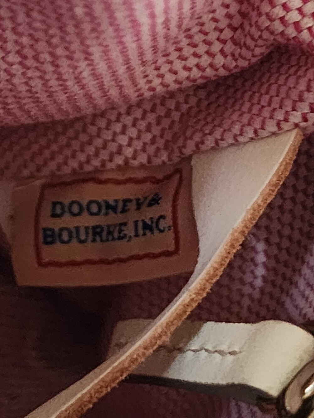 Dooney & Bourke Pink Canvas Logo Shoulder Bag with White Trim - Picture 13 of 13